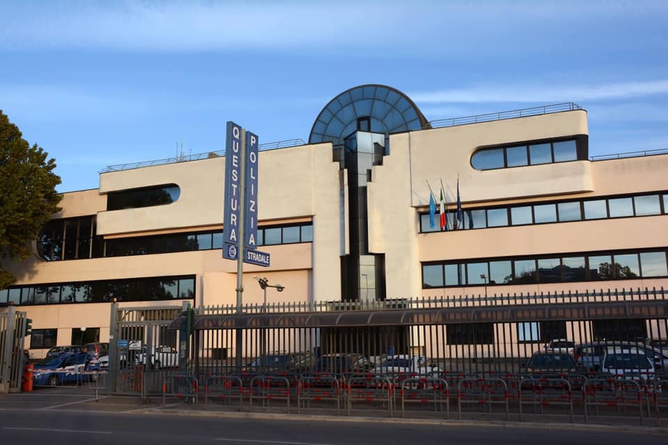 Il degrado aumenta, lo Stato… sociale arretra 1 questura 1