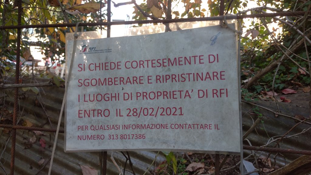 Un richiamo di sgombero di RFI disatteso da più di 5 anni 2 A lato di via Albere. 5