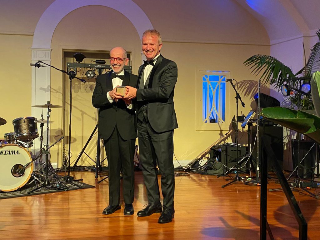 Monteleone21 conquista il Global Best Of Wine Tourism: Verona lancia l’accademia internazionale dell’enoturismo 1 Annual Conference GWC Paolo Arena vicepresidente GWC con Cristiano Maggipinto ambasciatore italiano in Nuova Zelanda