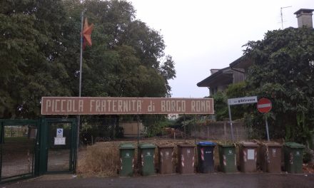Stella a 5 punte presa per simbolo comunista 
