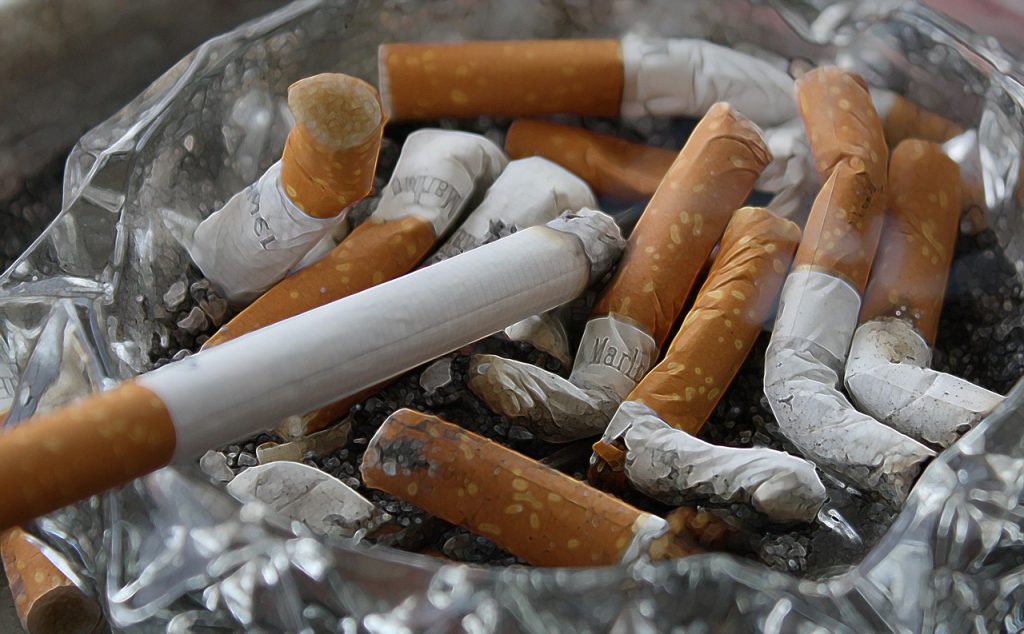 Cancro al polmone. Diagnosi precoce con Tac a basso dosaggio 2 cigarettes 83571 1280
