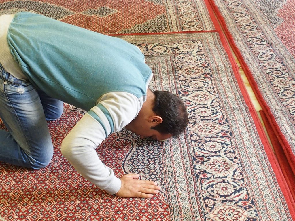 Pressi contro i tribunali religiosi paralleli 1 islam